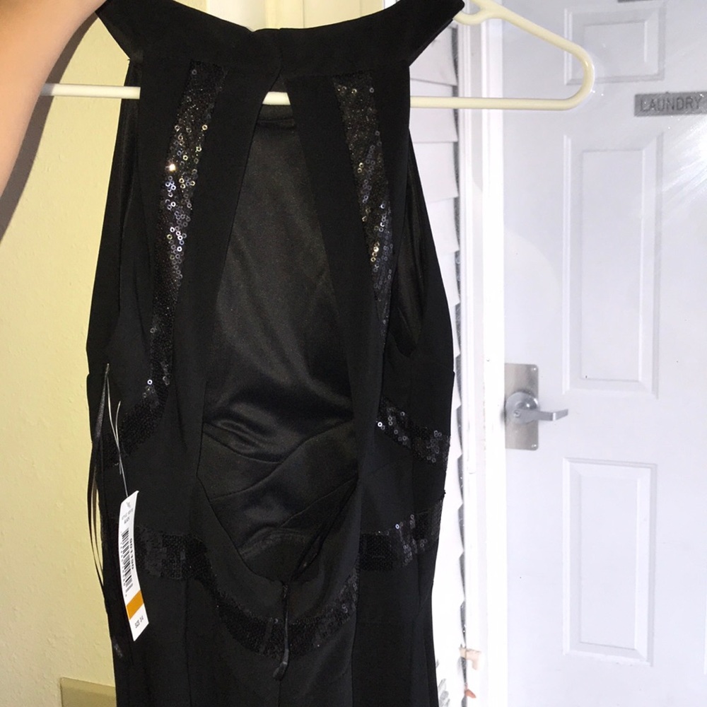 PROM DRESS - Picture 3 of 3